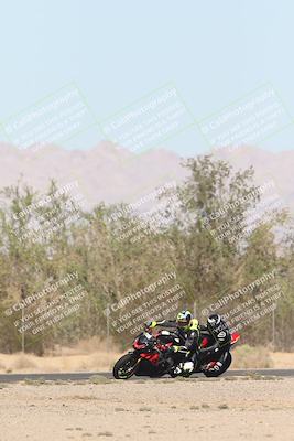 media/Oct-30-2025-Racers Edge (Thu) [[dabbdaf680]]/3-B Group/Session 5 (Turn 6)/